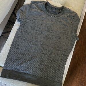 COPY - LULULEMON black gray stripe short sleeve shirt size 6